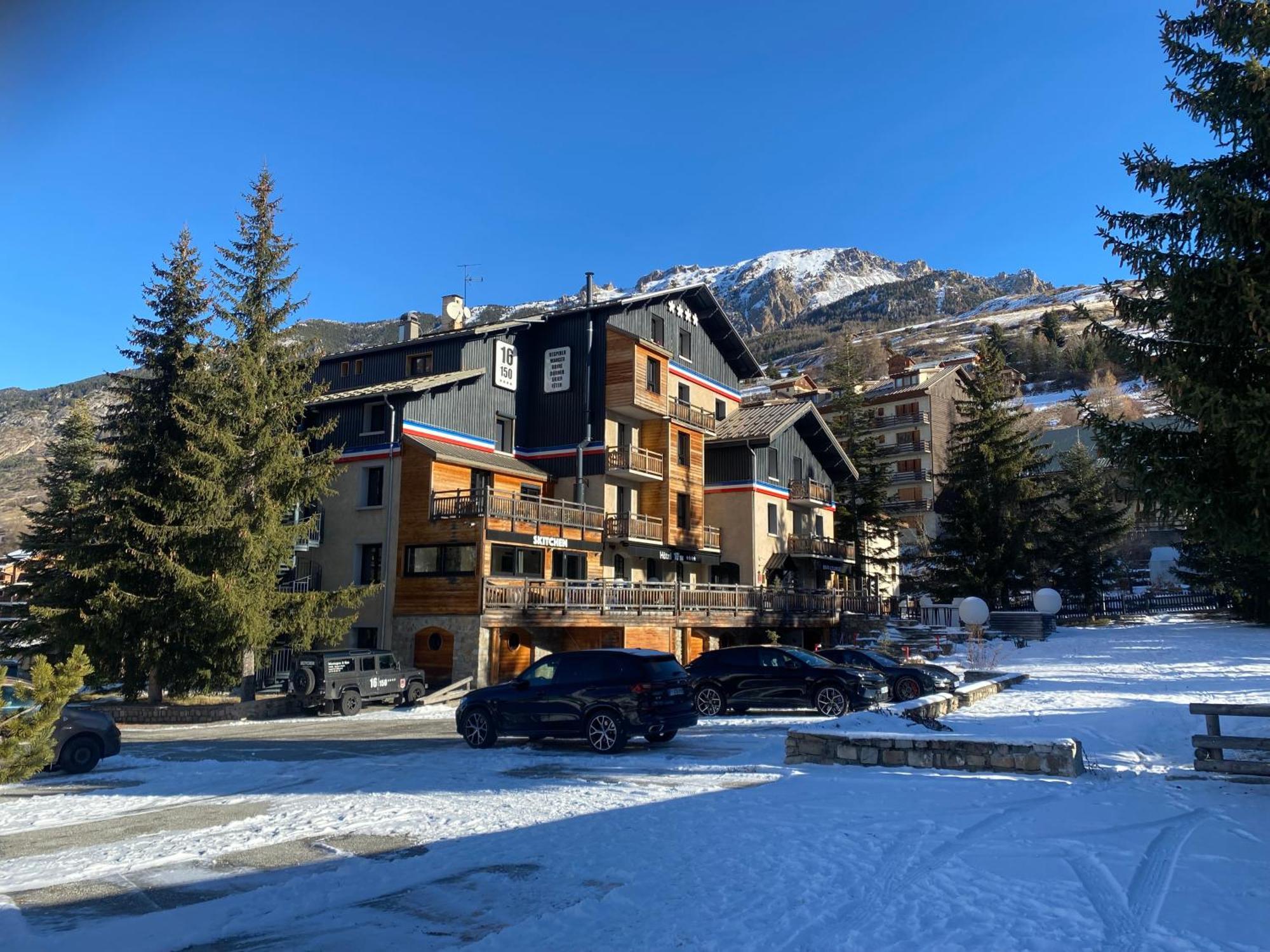Hotel 16 | 150 Montagne & Spa Nuxe 瓦尔 外观 照片